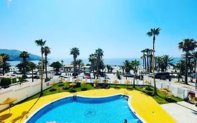 Playa Y Piscina Velilla Park Pondos